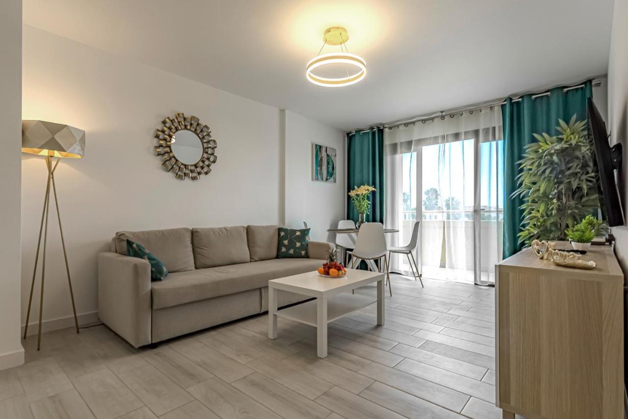 Newly Reformed Apartment With Sea View And Pool, Near The Beach, In Playa De Las Americas Esterno foto