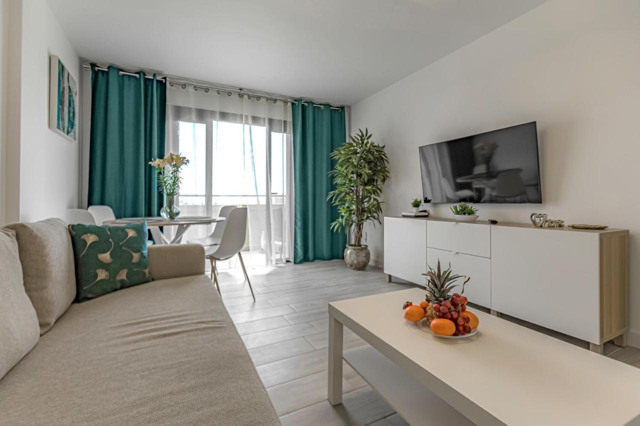 Newly Reformed Apartment With Sea View And Pool, Near The Beach, In Playa De Las Americas Esterno foto